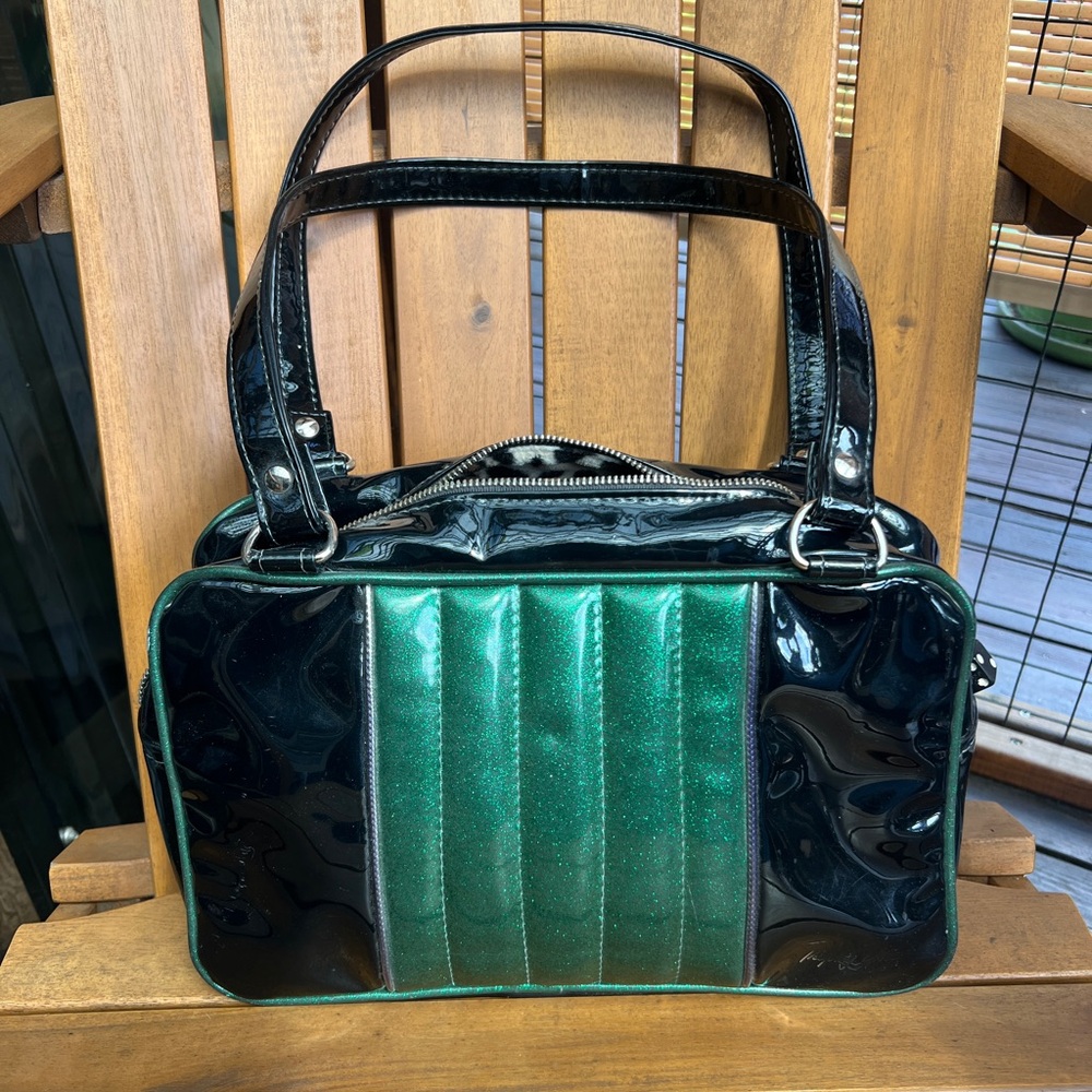 Trophy Queen Green and Black Roadster Tote Bag